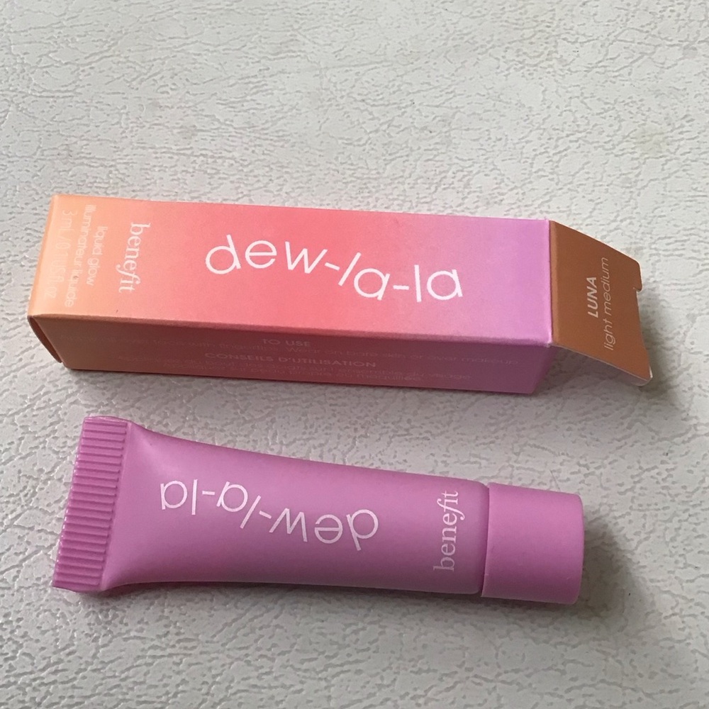 BENEFIT DEW-LA-LA NIB LIGHT MED LUQUID GLOW TRY ME TRAVEL 0.1 oz